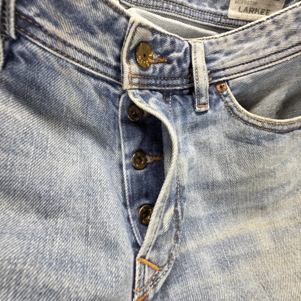 Diesel Jeans Mens 32x34 Blue Larkee Regular Straight Light Wash Button Fly 0073P